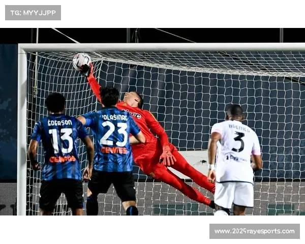 弗赖堡门将阿图博鲁创连续5次扑点纪录，定位球防守成功率87%